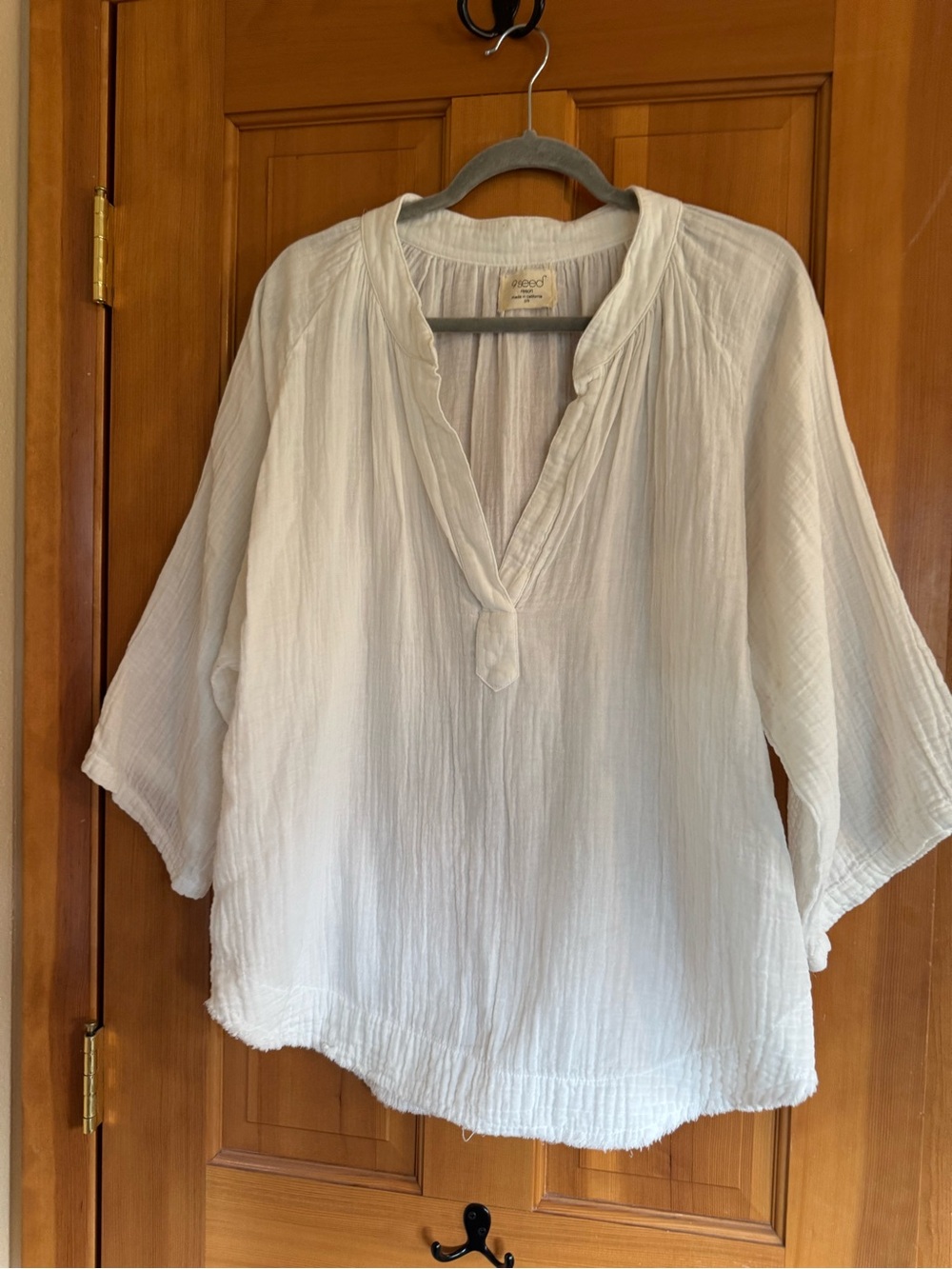 9Seed - Lightweight White Cotton Tunic with V-Neck — Relaxed Fit